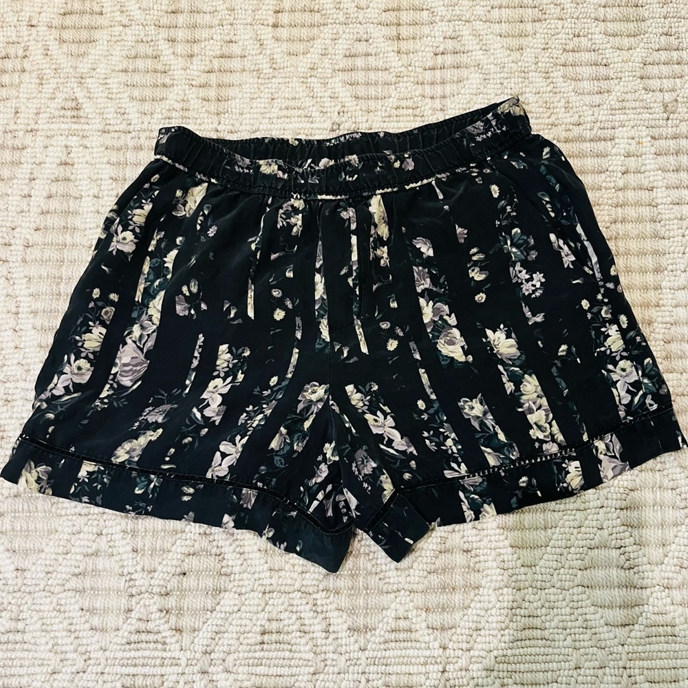 Club Monaco Floral Navy 100% Silk Women's Shorts